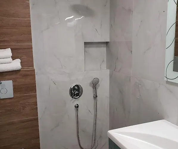 Evalia خيرسونِسوس